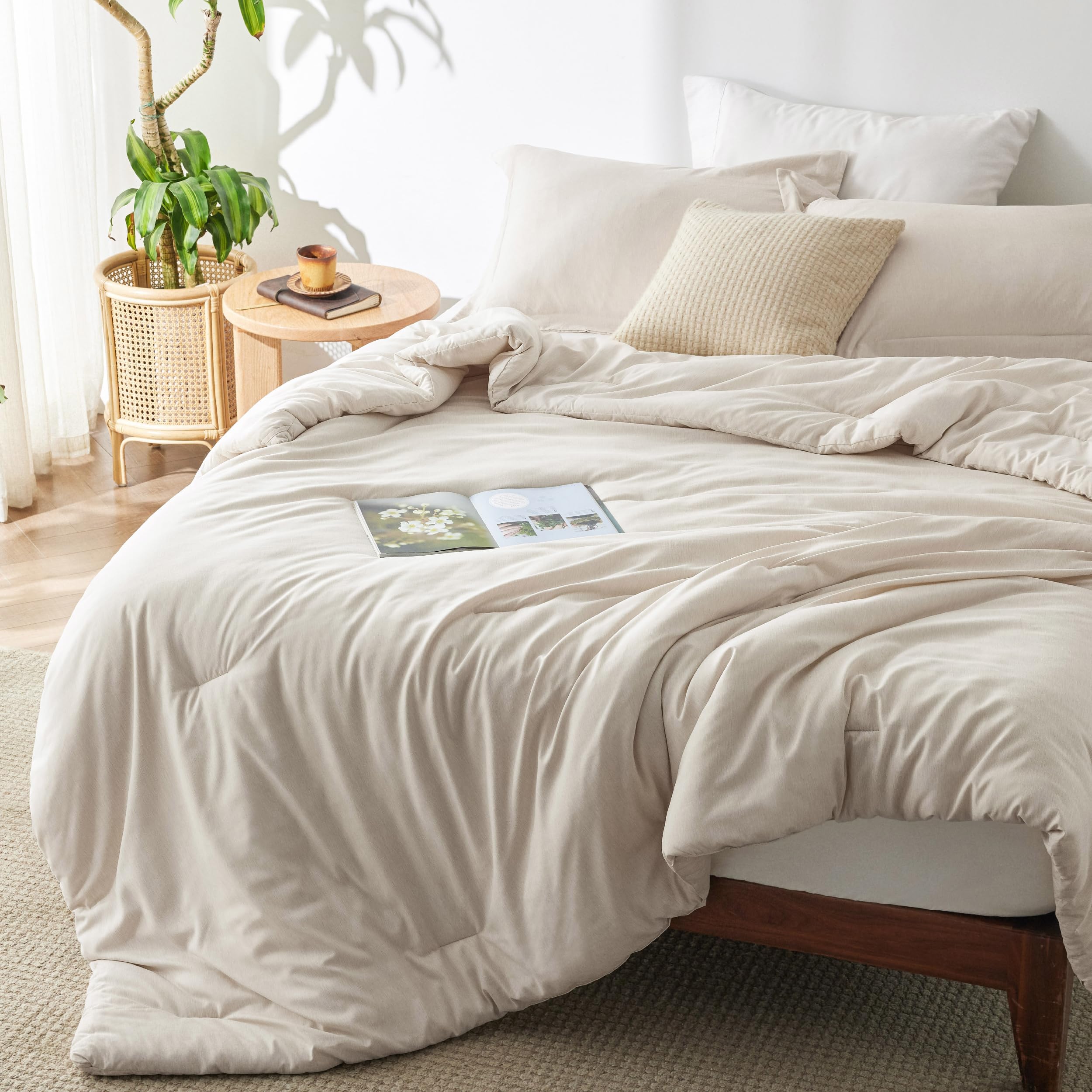 Bedsure Super King Comforter Set